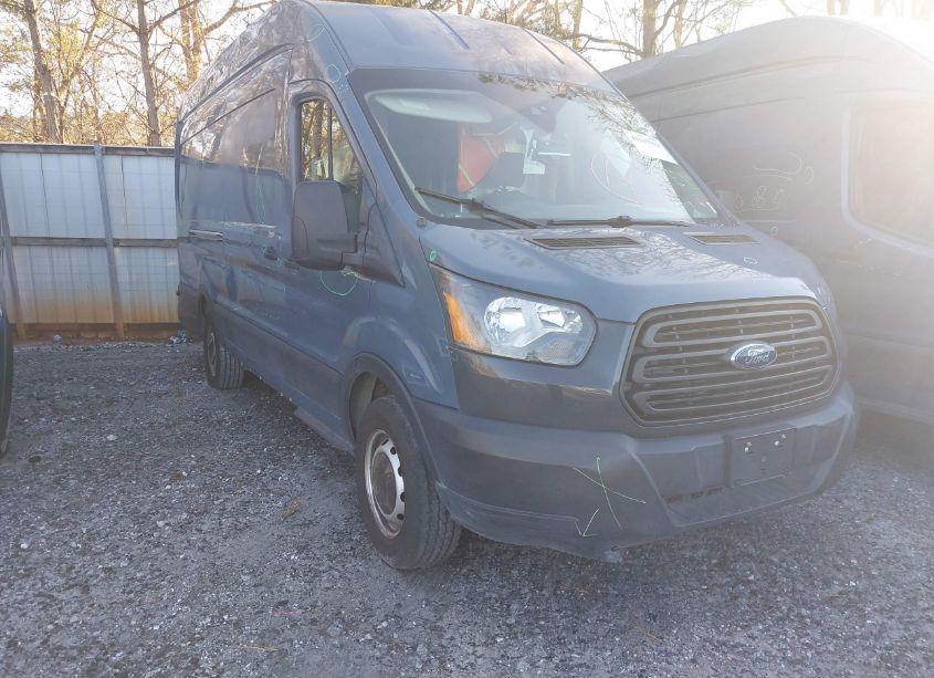 2019 Ford Transit-250 (VIN 1FTYR3XM5KKB28941) main photo