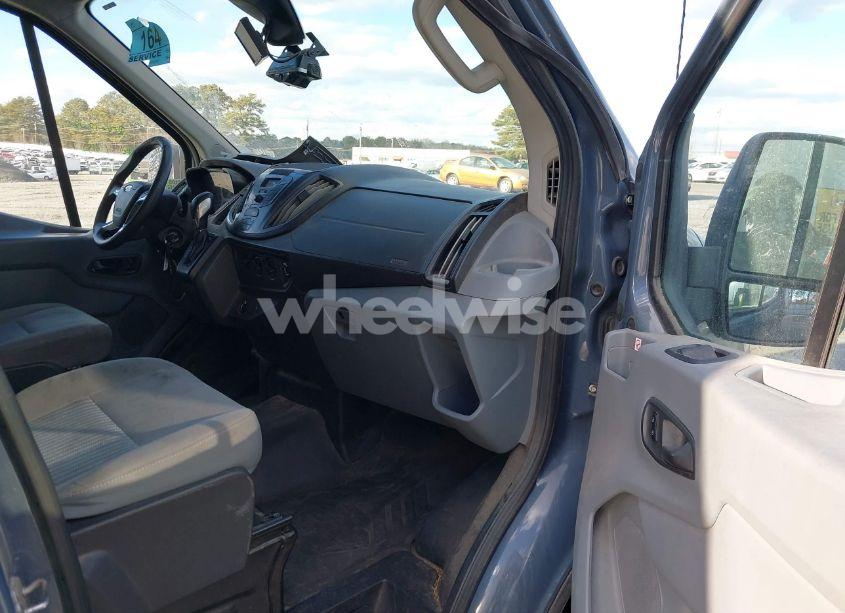 Photo 5 of 2019 Ford Transit-250 (VIN 1FTYR3XM5KKB34075)