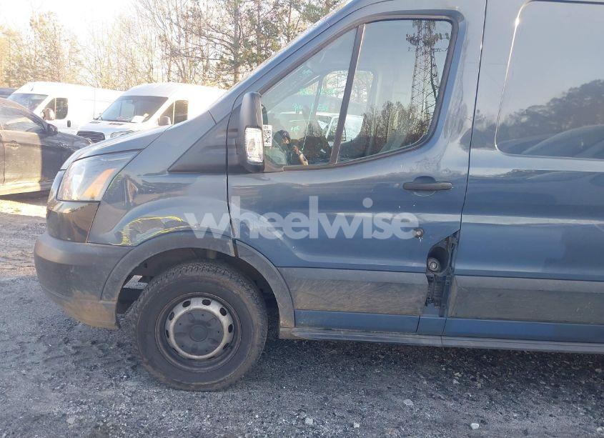 Photo 6 of 2019 Ford Transit-250 (VIN 1FTYR3XM5KKB34075)