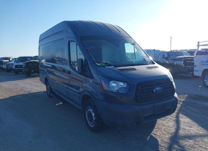 2019 Ford Transit-250 (VIN 1FTYR3XM5KKB49644) main photo