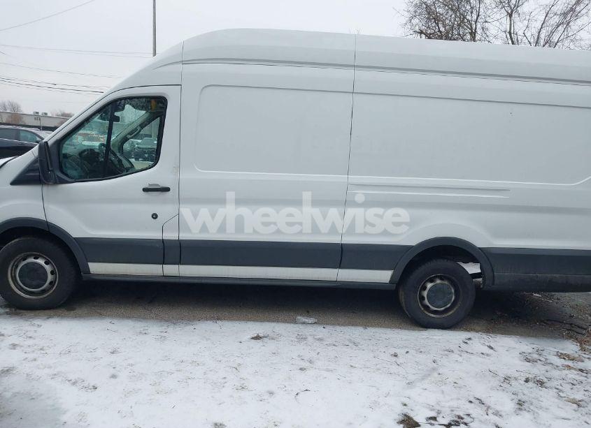 Photo 14 of 2018 Ford Transit-250 (VIN 1FTYR3XM7JKA82169)