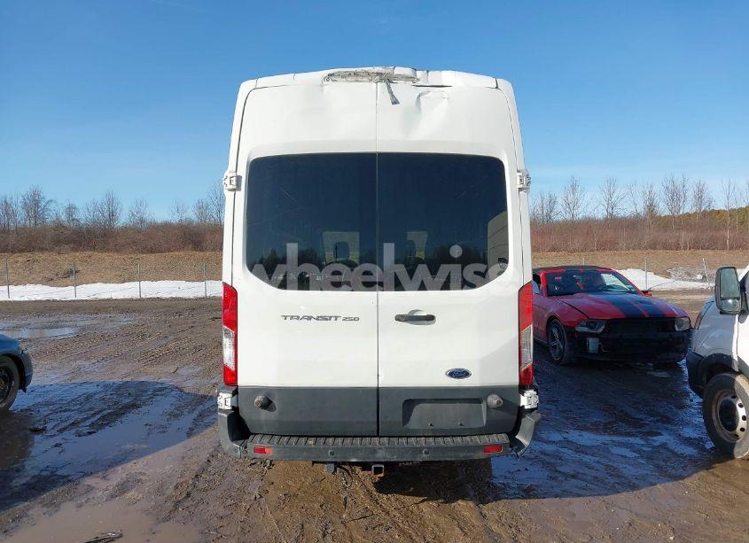 Photo 16 of 2018 Ford Transit-250 (VIN 1FTYR3XM7JKB24064)