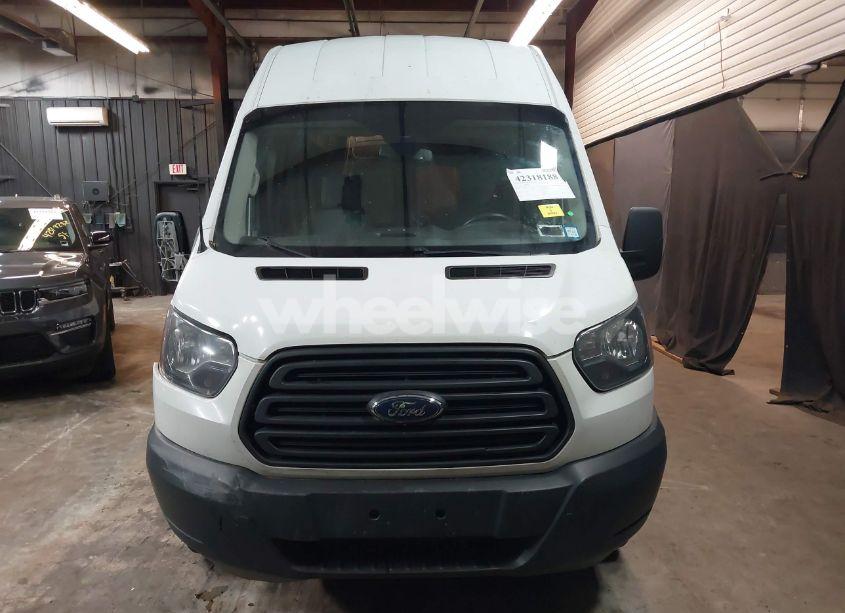 Photo 12 of 2018 Ford Transit-250 (VIN 1FTYR3XM8JKA10333)