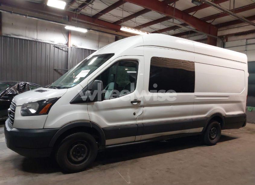 Photo 14 of 2018 Ford Transit-250 (VIN 1FTYR3XM8JKA10333)
