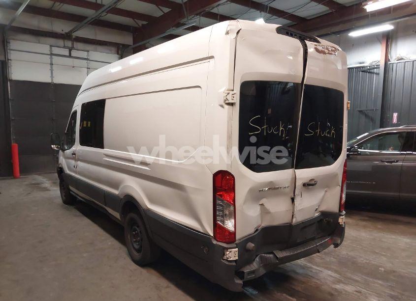 Photo 3 of 2018 Ford Transit-250 (VIN 1FTYR3XM8JKA10333)