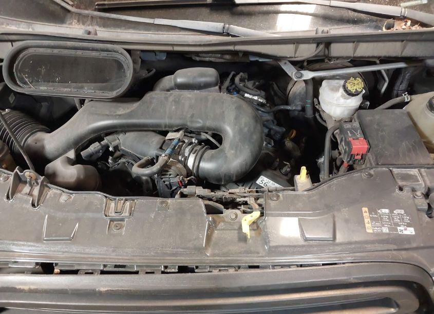 Photo 10 of 2019 Ford Transit-250 (VIN 1FTYR3XM8KKB12748)