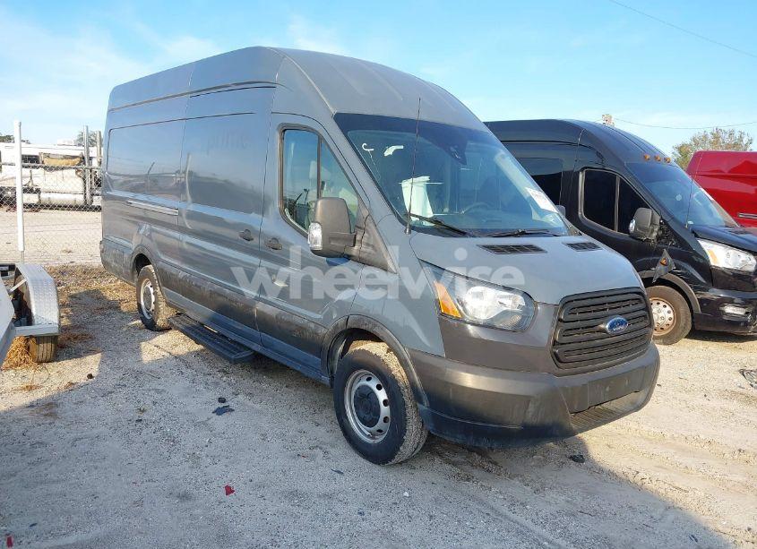 2019 Ford Transit-250 (VIN 1FTYR3XM8KKB13382) main photo