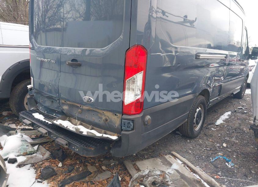 Photo 4 of 2019 Ford Transit-250 (VIN 1FTYR3XM8KKB78684)