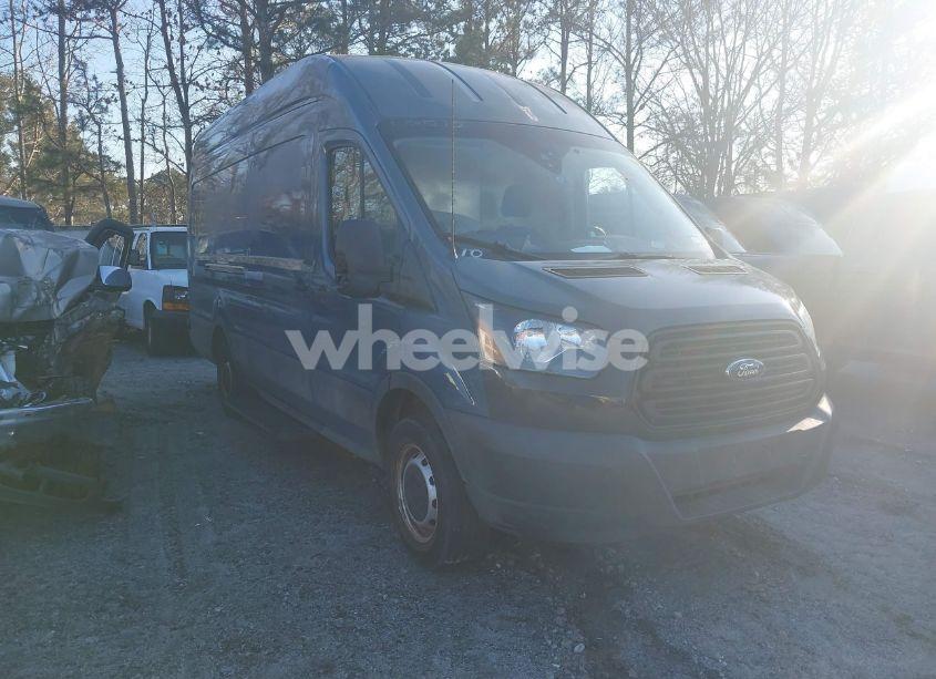 2019 Ford Transit-250 (VIN 1FTYR3XM9KKB34211) main photo