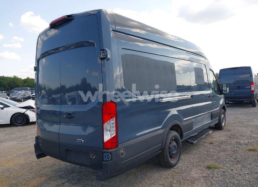 Photo 4 of 2019 Ford Transit-250 (VIN 1FTYR3XMXKKB08829)