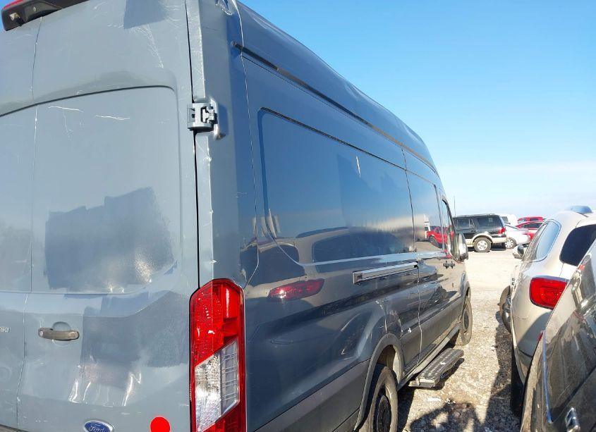 Photo 12 of 2019 Ford Transit-250 (VIN 1FTYR3XMXKKB17627)