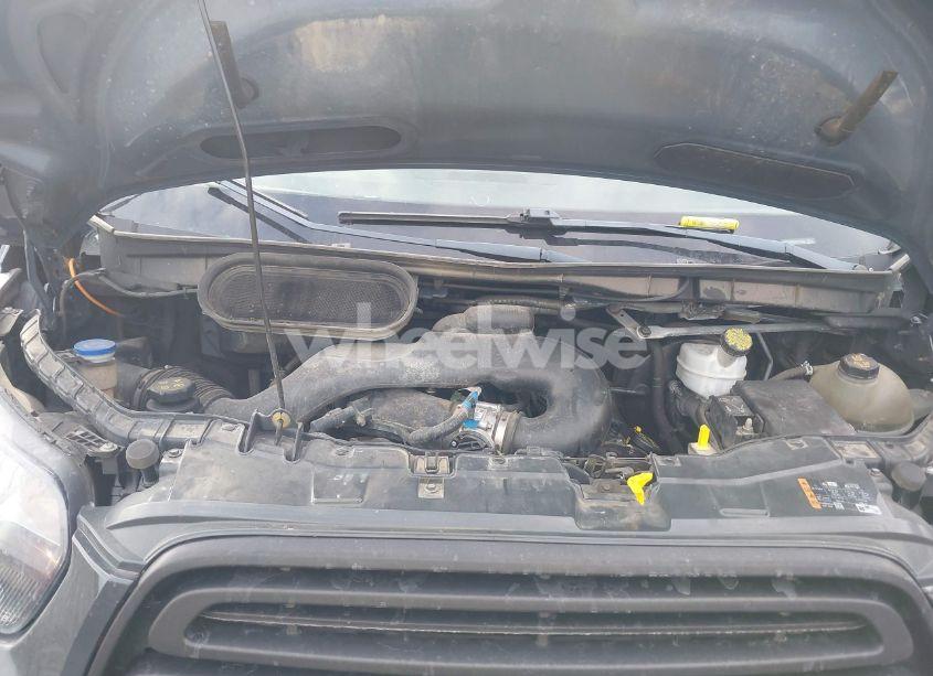 Photo 10 of 2019 Ford Transit-250 (VIN 1FTYR3XMXKKB17658)