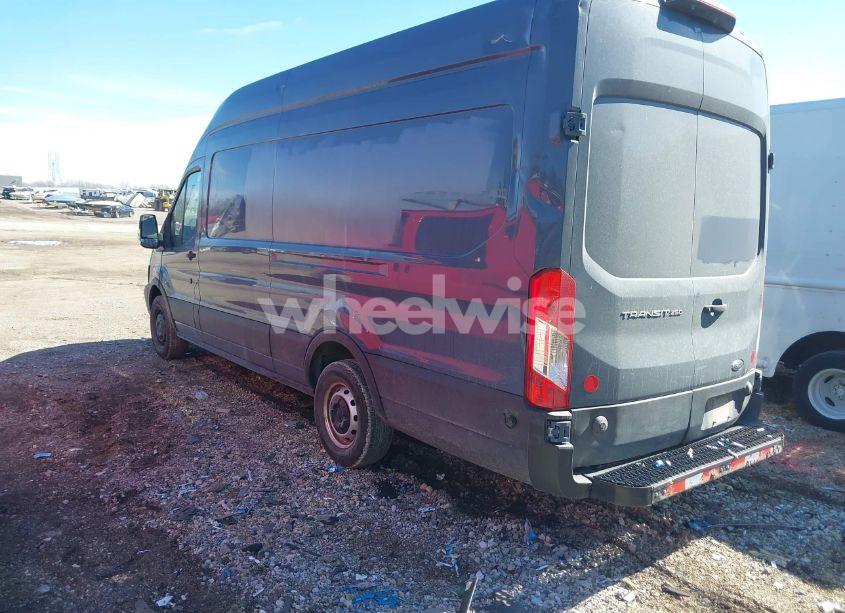 Photo 3 of 2019 Ford Transit-250 (VIN 1FTYR3XMXKKB17658)