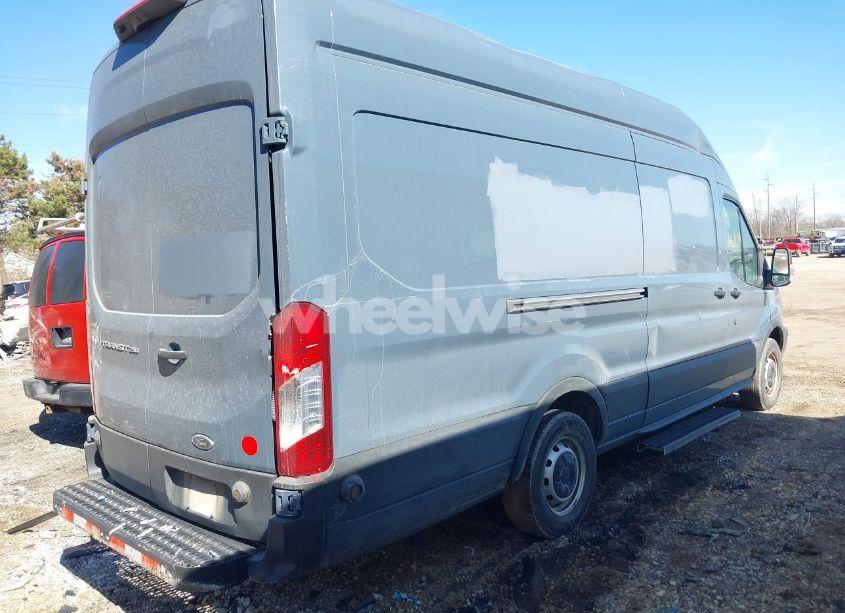 Photo 4 of 2019 Ford Transit-250 (VIN 1FTYR3XMXKKB17658)