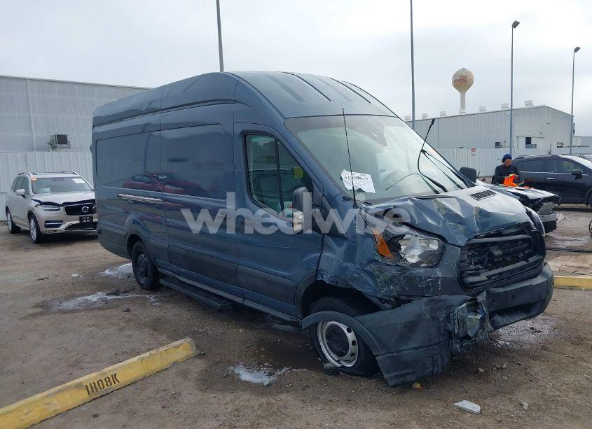 2019 Ford Transit-250 (VIN 1FTYR3XMXKKB90237) main photo