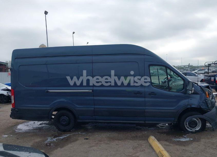 Photo 13 of 2019 Ford Transit-250 (VIN 1FTYR3XMXKKB90237)