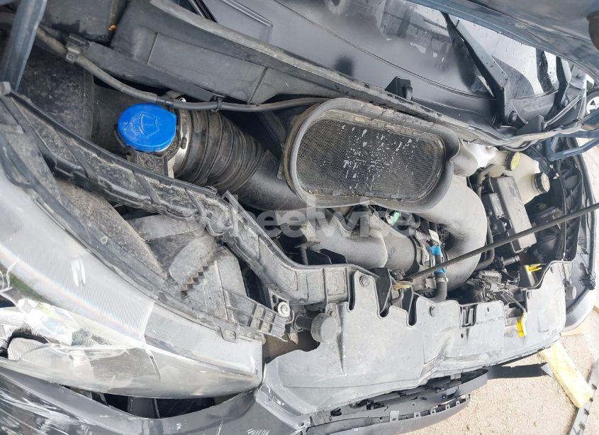 Photo 21 of 2019 Ford Transit-250 (VIN 1FTYR3XMXKKB90237)