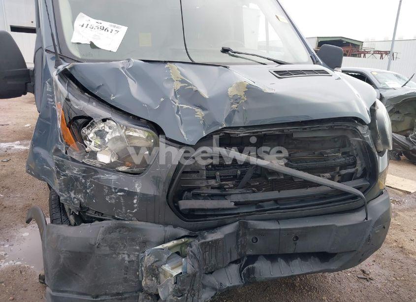 Photo 6 of 2019 Ford Transit-250 (VIN 1FTYR3XMXKKB90237)