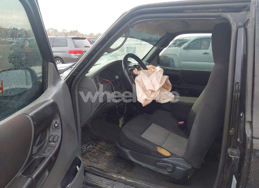 Photo 5 of 2004 Ford Ranger XLT (VIN 1FTYR44E04PA77390)