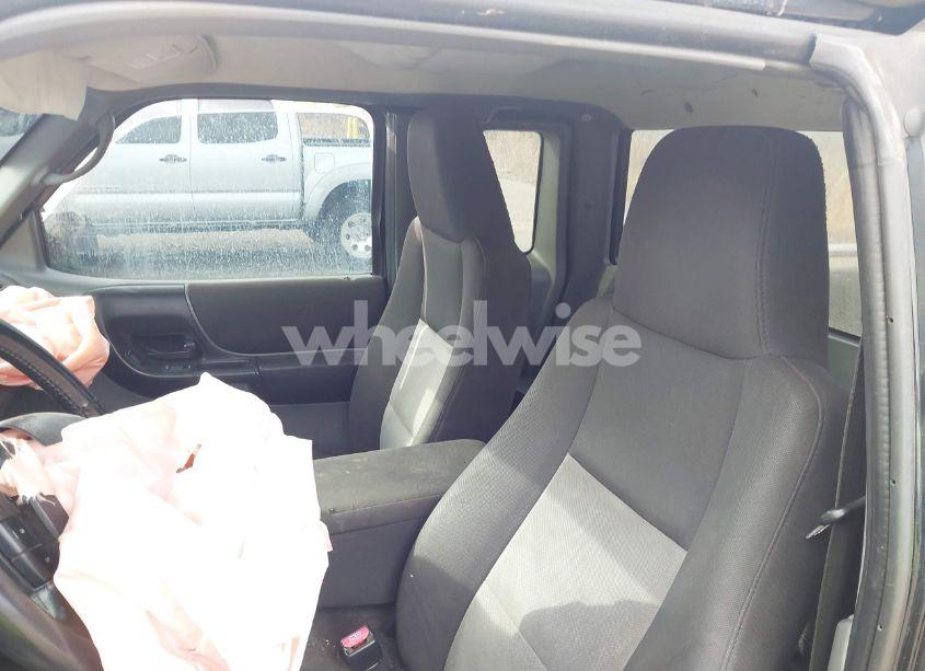 Photo 8 of 2004 Ford Ranger XLT (VIN 1FTYR44E04PA77390)