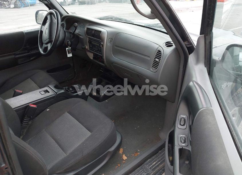 Photo 5 of 2004 Ford Ranger XLT (VIN 1FTYR44E64PA11961)