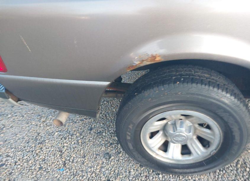 Photo 13 of 2005 Ford Ranger EDGE/STX/XLT (VIN 1FTYR44E85PA23398)