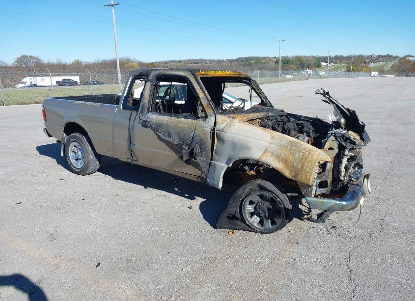 2002 Ford Ranger XLT (VIN 1FTYR44E92PB13798) main photo