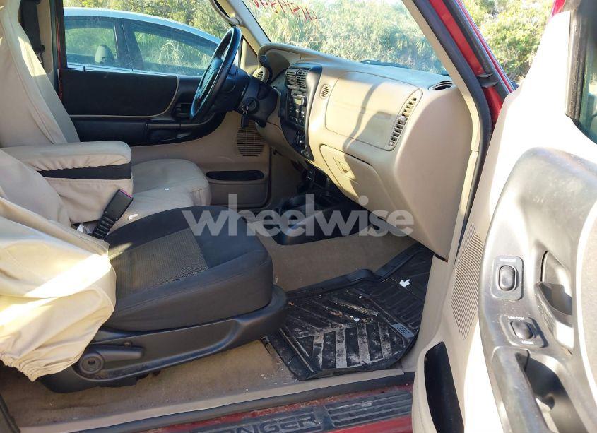 Photo 5 of 2004 Ford Ranger EDGE/TREMOR/XLT (VIN 1FTYR44U04PA06195)