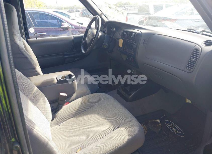 Photo 5 of 2002 Ford Ranger EDGE/TREMOR/XLT (VIN 1FTYR44U32TA30513)