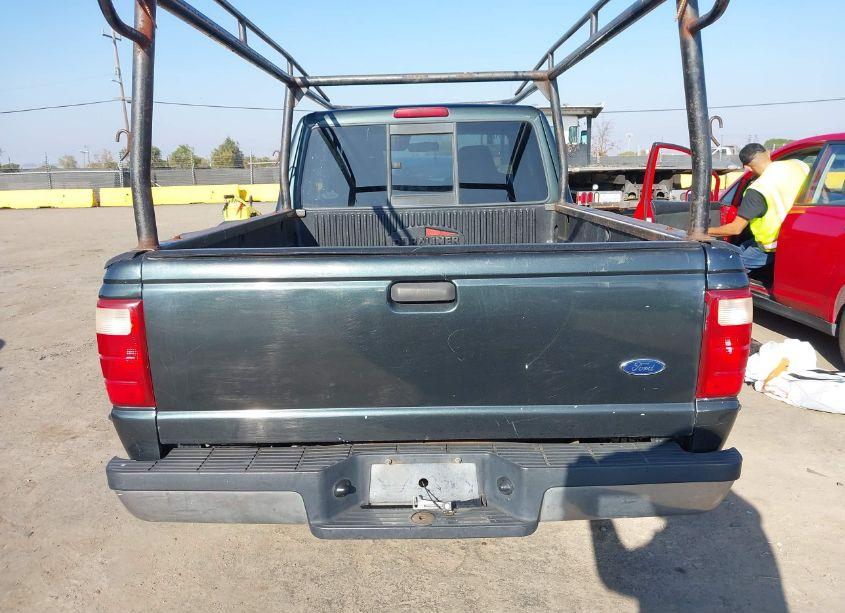 Photo 15 of 2004 Ford Ranger EDGE/TREMOR/XLT (VIN 1FTYR44U34PB24595)