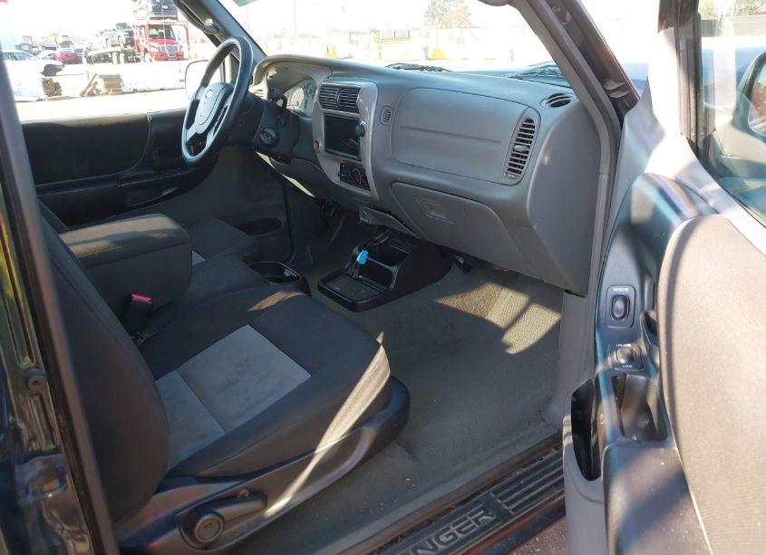 Photo 5 of 2004 Ford Ranger EDGE/TREMOR/XLT (VIN 1FTYR44U34PB24595)