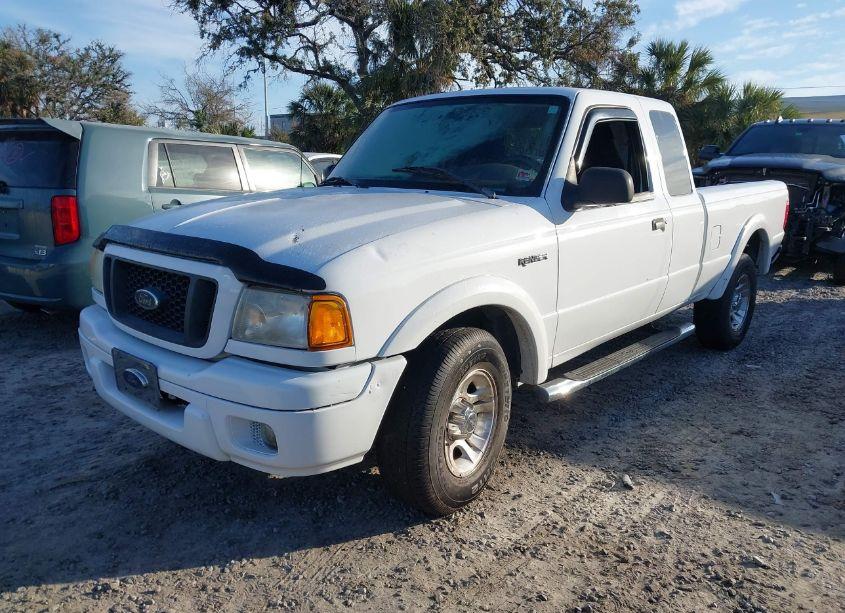 Photo 2 of 2005 Ford Ranger EDGE/STX/XLT (VIN 1FTYR44U35PA47258)