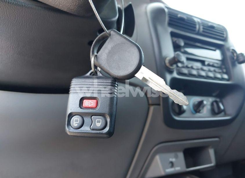 Photo 11 of 2002 Ford Ranger EDGE/TREMOR/XLT (VIN 1FTYR44U42PA23398)