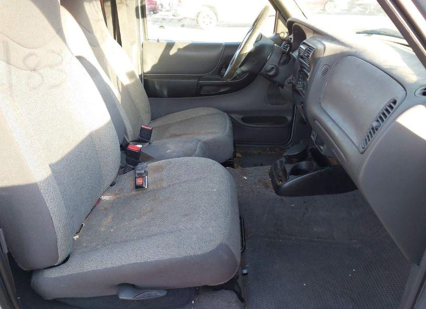 Photo 5 of 2002 Ford Ranger EDGE/TREMOR/XLT (VIN 1FTYR44U42PA71273)