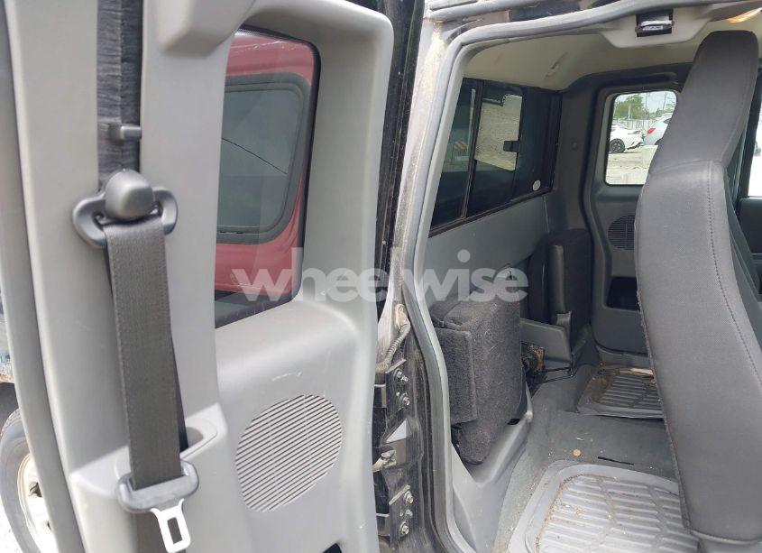 Photo 8 of 2004 Ford Ranger EDGE/TREMOR/XLT (VIN 1FTYR44U84PA23505)