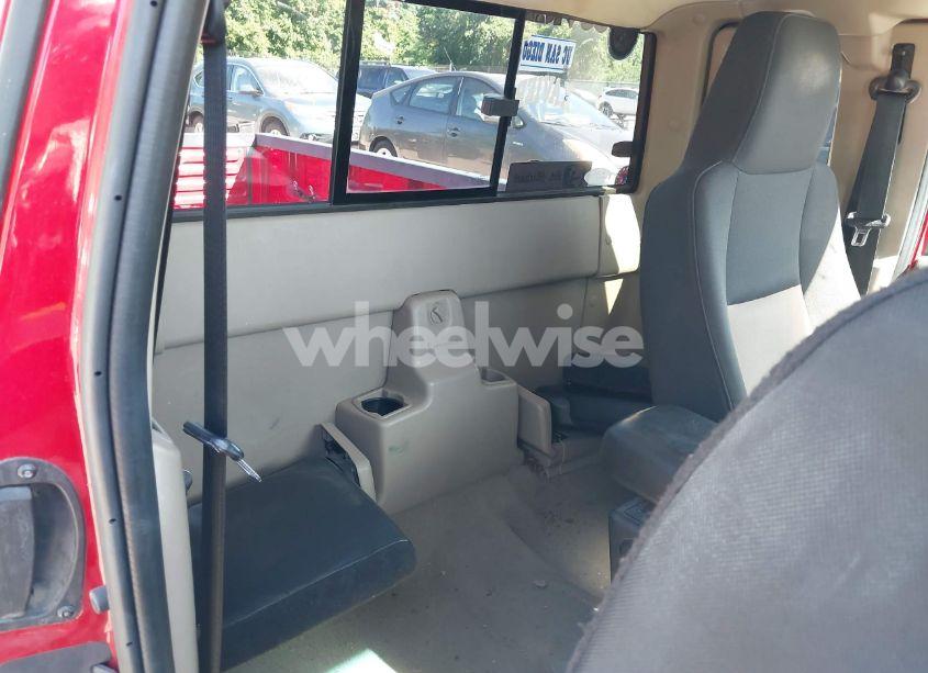 Photo 8 of 2004 Ford Ranger EDGE/TREMOR/XLT (VIN 1FTYR44U84PA62062)