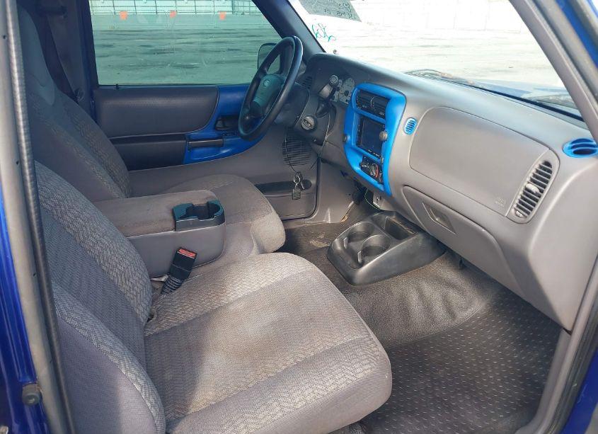 Photo 5 of 2002 Ford Ranger EDGE/TREMOR/XLT (VIN 1FTYR44U92PB06549)