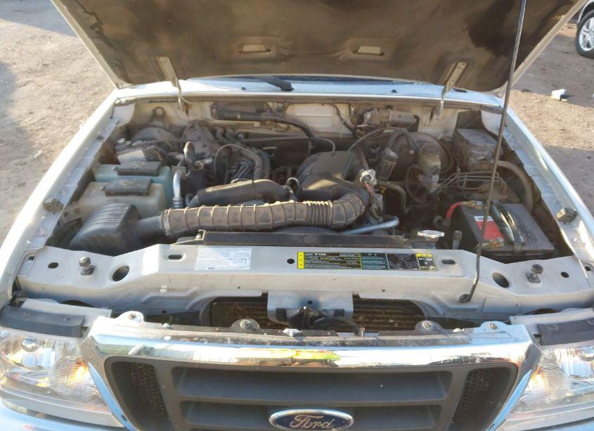 Photo 10 of 2004 Ford Ranger EDGE/TREMOR/XLT (VIN 1FTYR44U94PA00850)