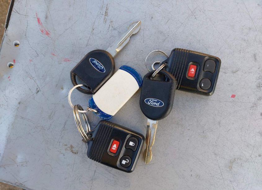 Photo 11 of 2004 Ford Ranger EDGE/TREMOR/XLT (VIN 1FTYR44U94PA00850)