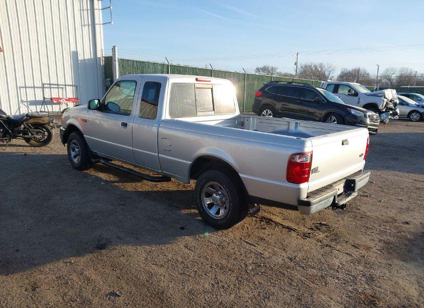 Photo 3 of 2004 Ford Ranger EDGE/TREMOR/XLT (VIN 1FTYR44U94PA00850)