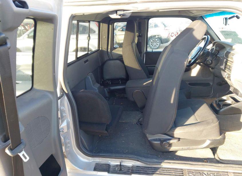 Photo 8 of 2004 Ford Ranger EDGE/TREMOR/XLT (VIN 1FTYR44U94PA00850)