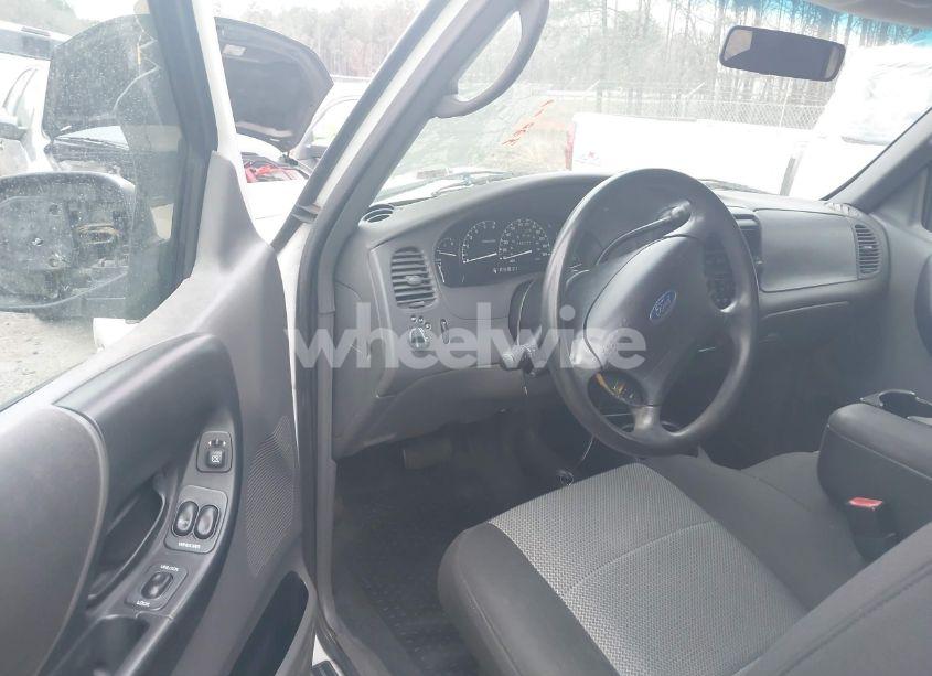 Photo 5 of 2003 Ford Ranger EDGE/TREMOR/XLT (VIN 1FTYR44UX3TA45611)