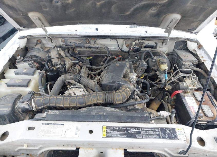 Photo 10 of 2002 Ford Ranger EDGE/TREMOR/XLT (VIN 1FTYR44V12PB34581)