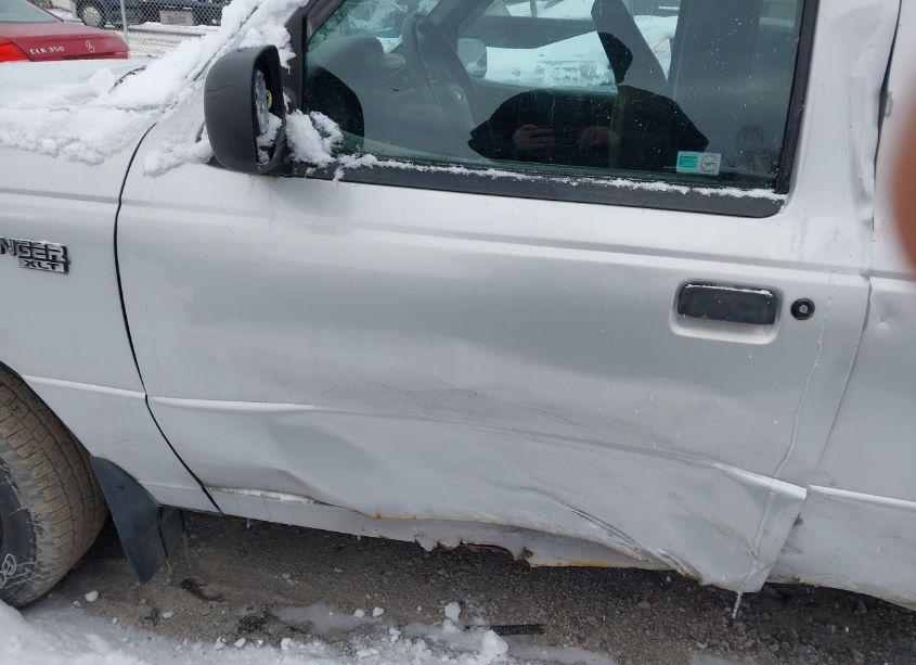 Photo 6 of 2002 Ford Ranger EDGE/TREMOR/XLT (VIN 1FTYR44V12PB34581)