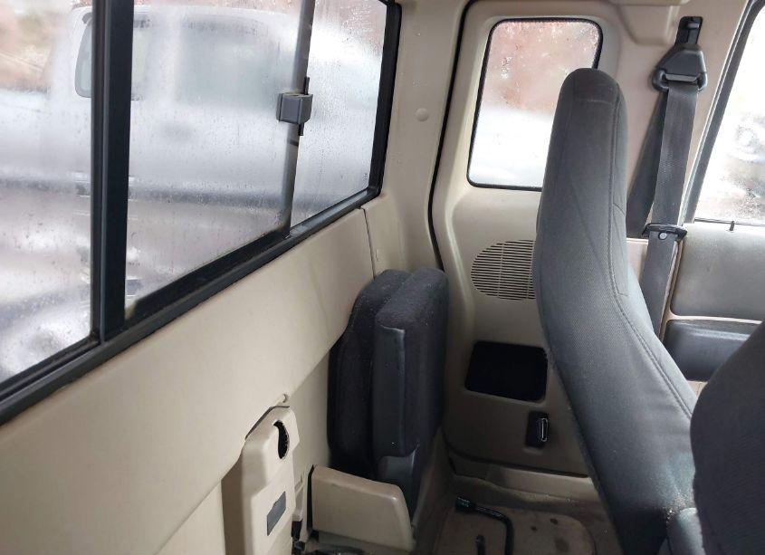 Photo 8 of 2003 Ford Ranger EDGE/TREMOR/XLT (VIN 1FTYR44V73PB14126)