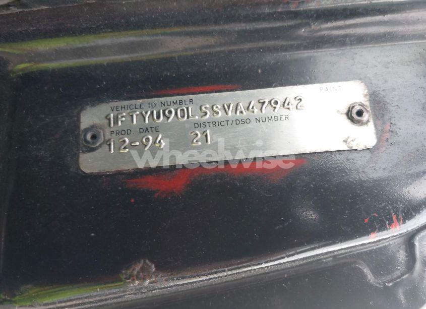 Photo 9 of 1995 Ford Lt9000 LT9000 (VIN 1FTYU90L5SVA47942)