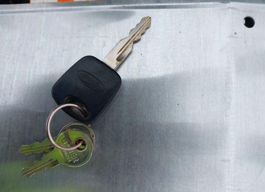 Photo 11 of 2000 Ford F-150 WORK SERIES/XL/XLT (VIN 1FTZF1720YKA95209)