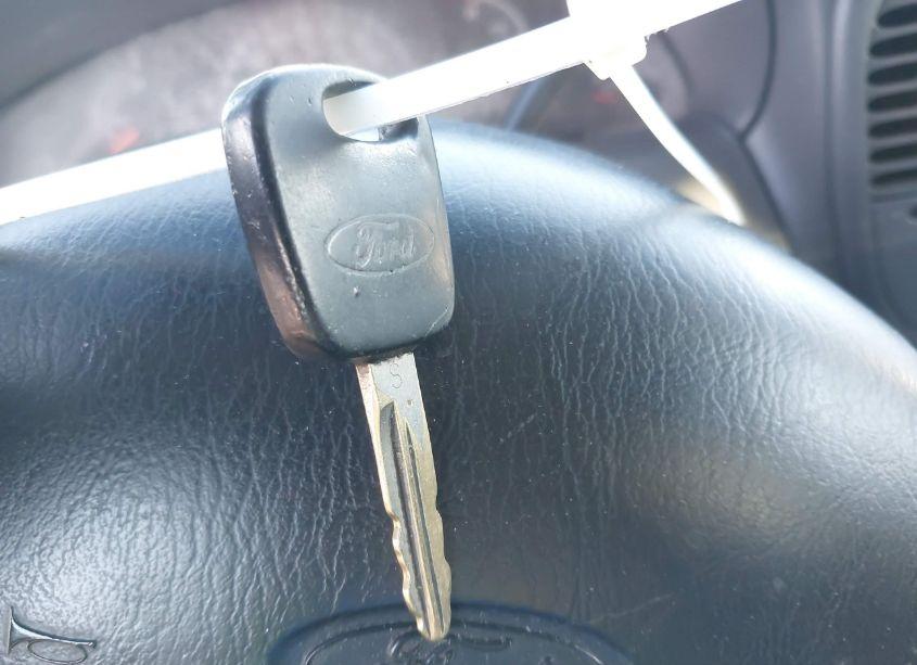 Photo 11 of 2000 Ford F-150 WORK SERIES/XL/XLT (VIN 1FTZF1721YNC33676)