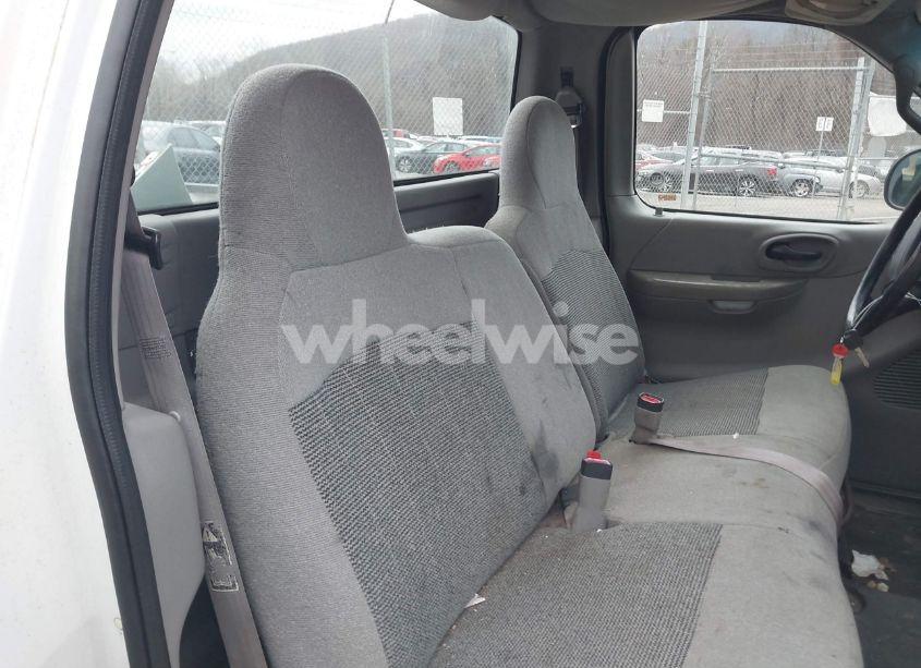 Photo 8 of 2000 Ford F-150 WORK SERIES/XL/XLT (VIN 1FTZF1722YNB80793)