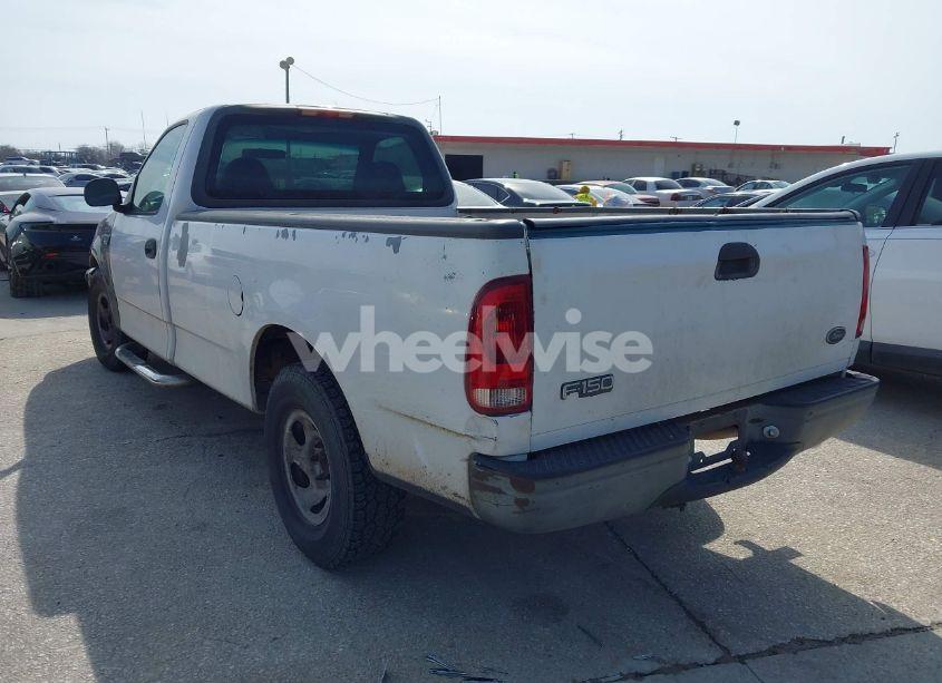 Photo 3 of 2001 Ford F-150 XL/XLT (VIN 1FTZF17231KB06970)